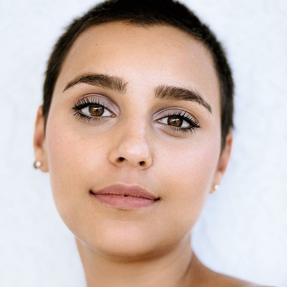 Meet your Posher, Marina - Picture 1 of 1